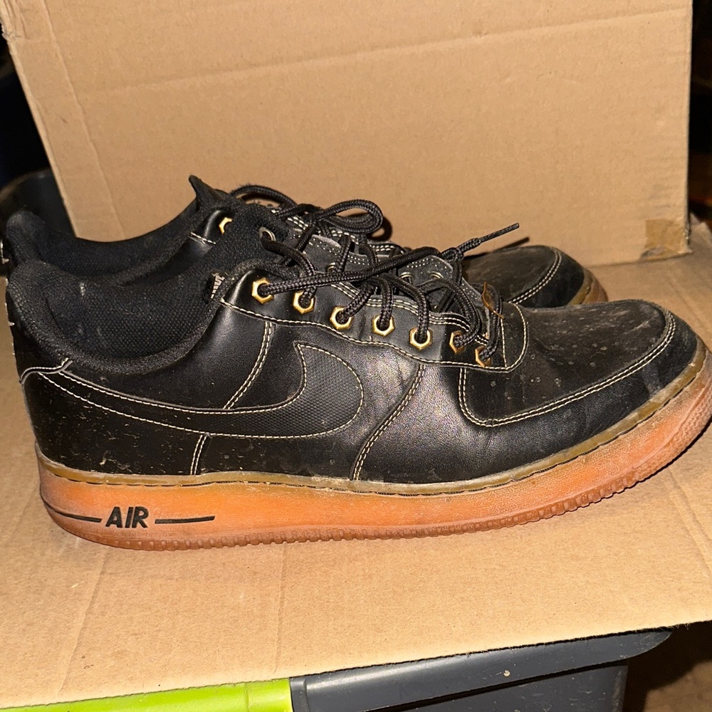 Nike Men's Black and Brown Sneakers